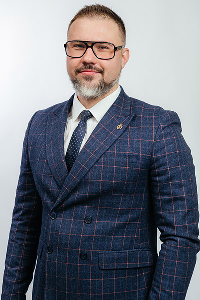 Адвокат Максим Щепанов